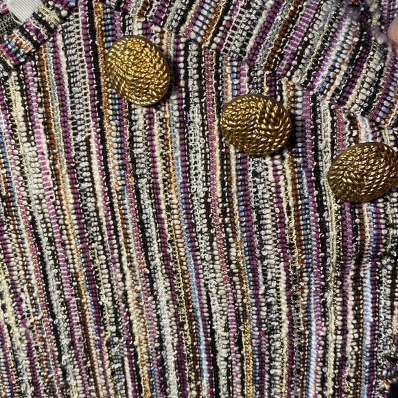 Purple interwoven w gold dress. Gold button & zipper. Shoulder pads. - Picture 7 of 12
